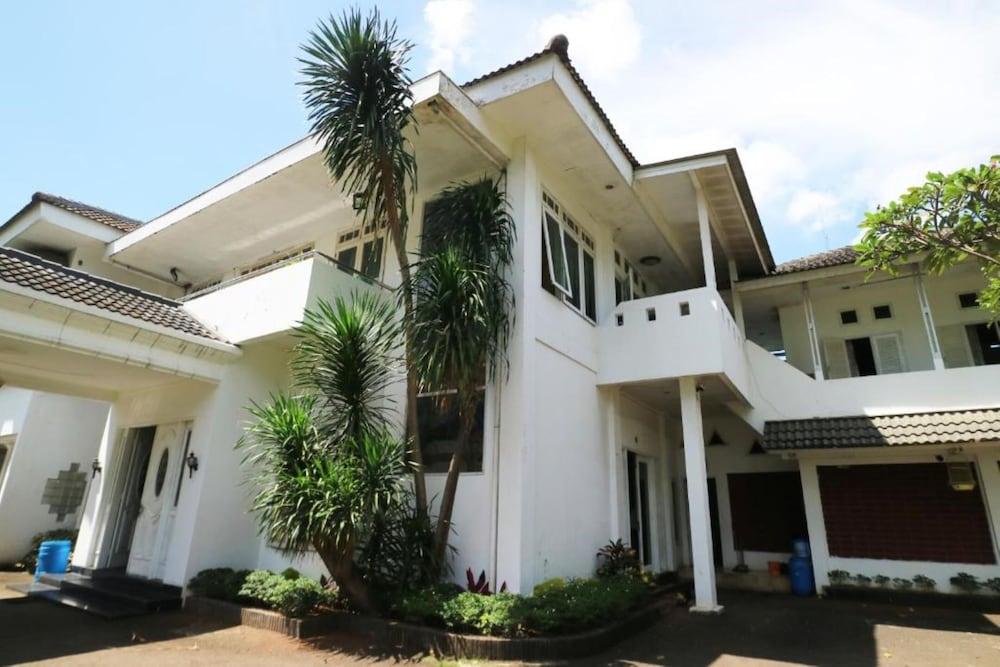 Villa Sri Manganti Jakarta Eksteriør bilde
